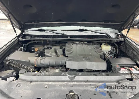 2017 Toyota 4Runner Limited z USA, uszkodzony, nr VIN JTEBU5JR9H5455401